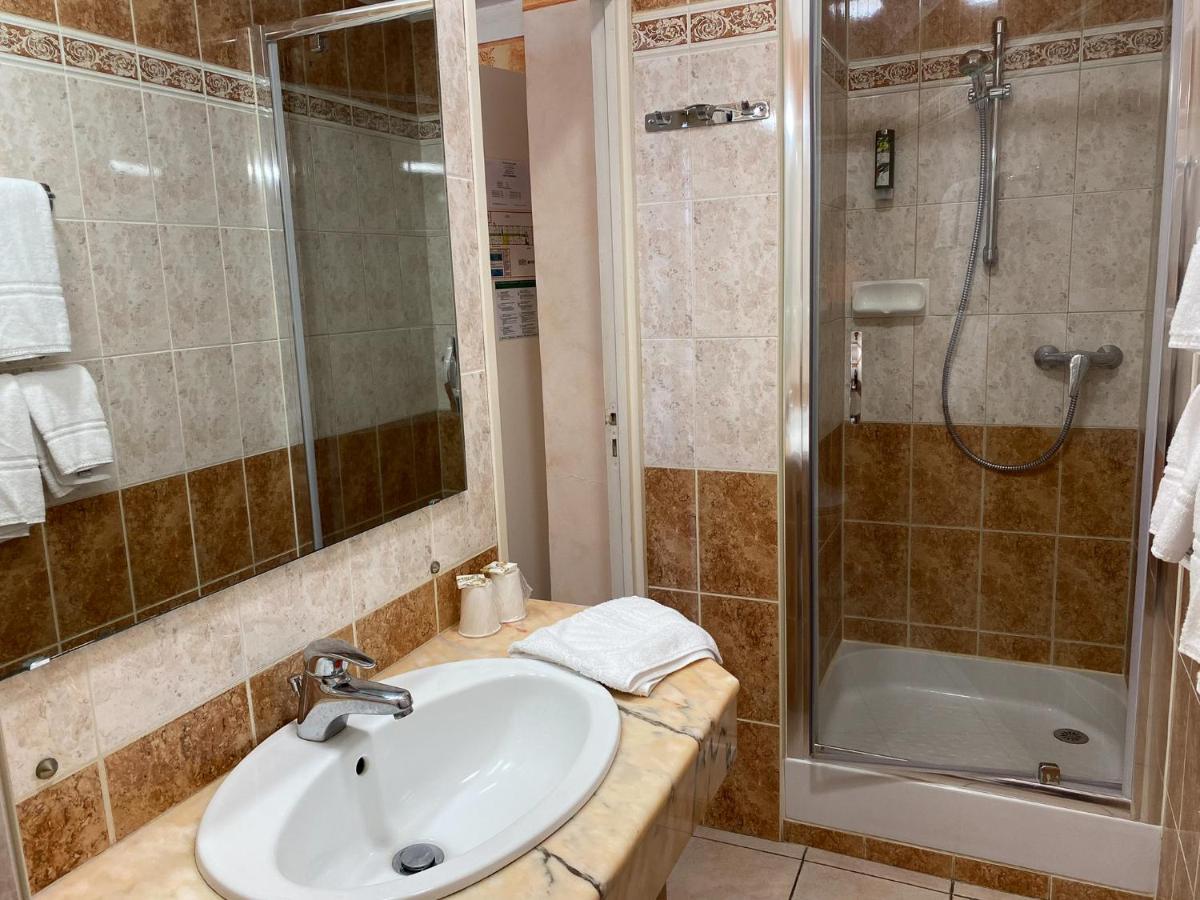Logis Grand Hotel Bain Comps-sur-Artuby Exterior foto