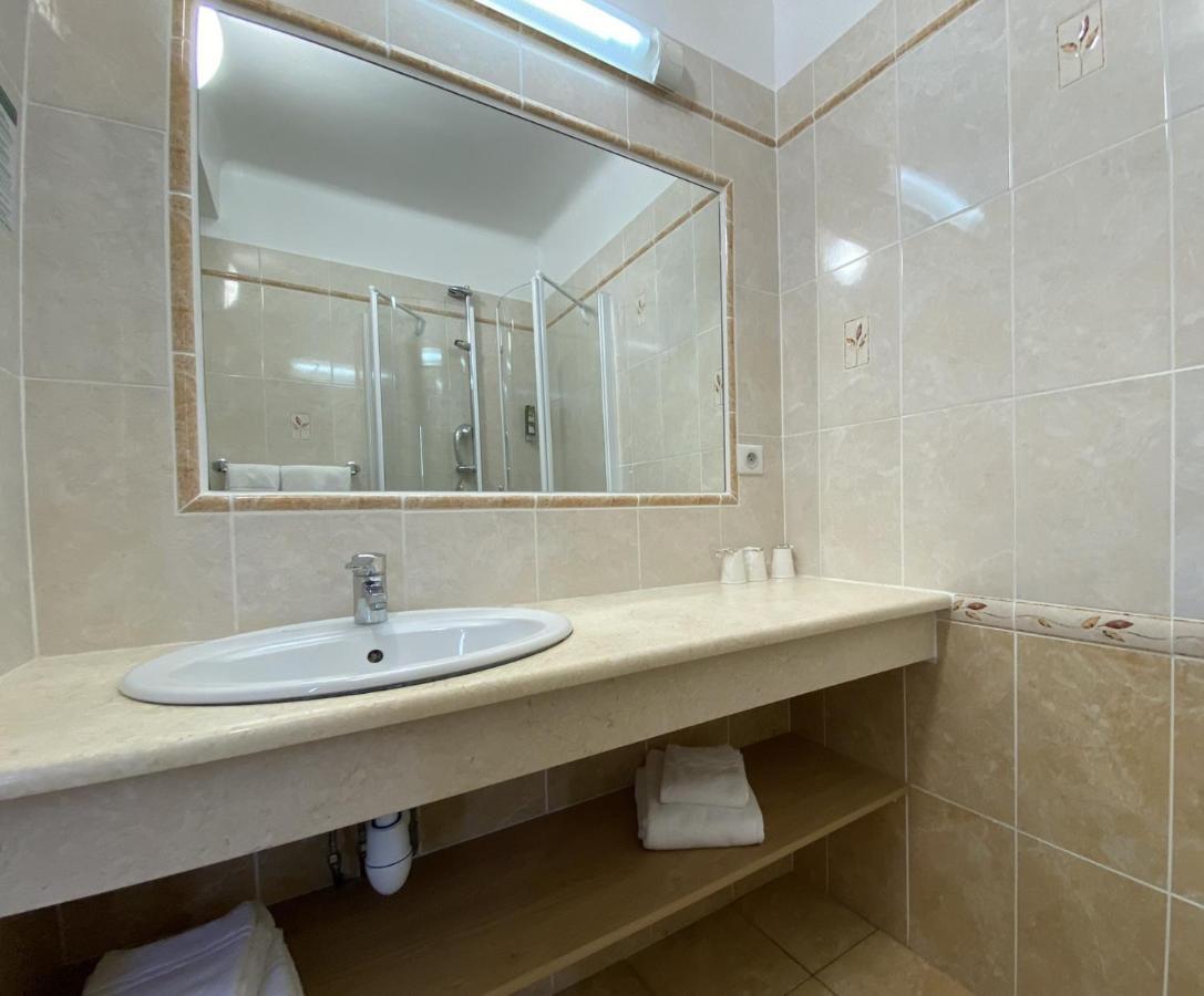 Logis Grand Hotel Bain Comps-sur-Artuby Exterior foto
